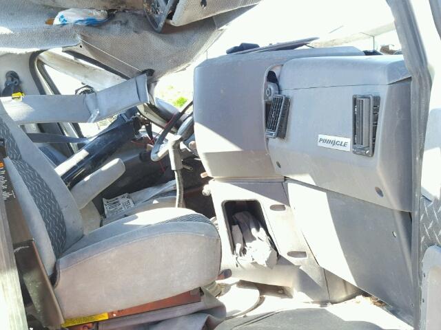 1M1AW07Y9GM075989 - 2016 MACK 600 CXU600 WHITE photo 5