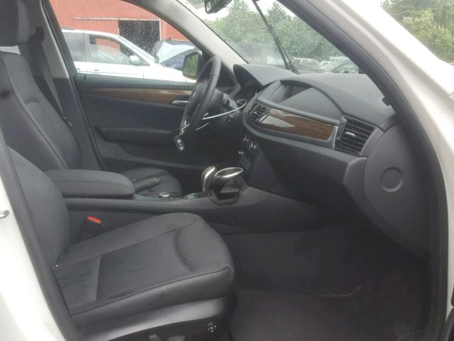 WBAVL1C55FVY40374 - 2015 BMW X1 XDRIVE2 WHITE photo 5