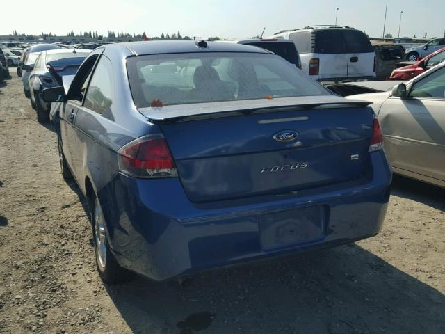 1FAHP32N99W156577 - 2009 FORD FOCUS SE BLUE photo 3