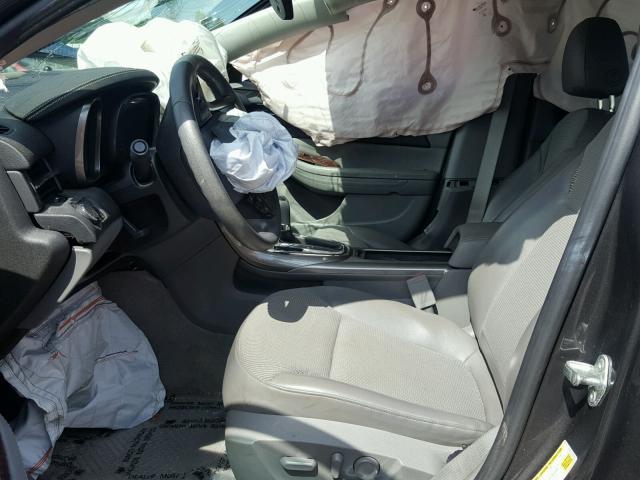 1G11C5SA1DF202551 - 2013 CHEVROLET MALIBU 1LT ნაცრისფერი ფოტო 5