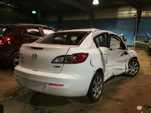 JM1BL1U74D1816657 - 2013 MAZDA 3 I WHITE photo 4