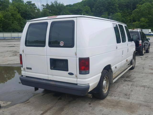 1FTRE14W45HB45497 - 2005 FORD ECONOLINE WHITE photo 4