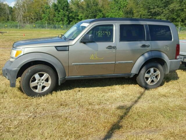 1D8GT28K77W583747 - 2007 DODGE NITRO SXT TAN photo 9