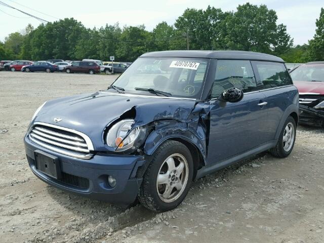 WMWML3C58ATX38465 - 2010 MINI COOPER CLU BLUE photo 2