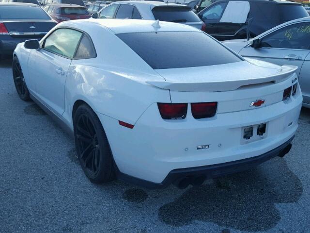 2G1FL1EP7D9807763 - 2013 CHEVROLET CAMARO ZL1 WHITE photo 3