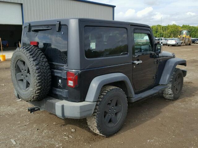 1J4FA24108L607087 - 2008 JEEP WRANGLER BLACK photo 4