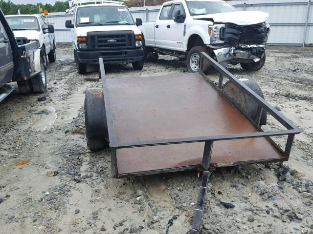 T631842 - 2004 UTILITY TRAILER BLACK photo 2