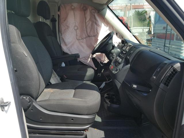 3C6TRVDG5FE511444 - 2015 RAM PROMASTER WHITE photo 5