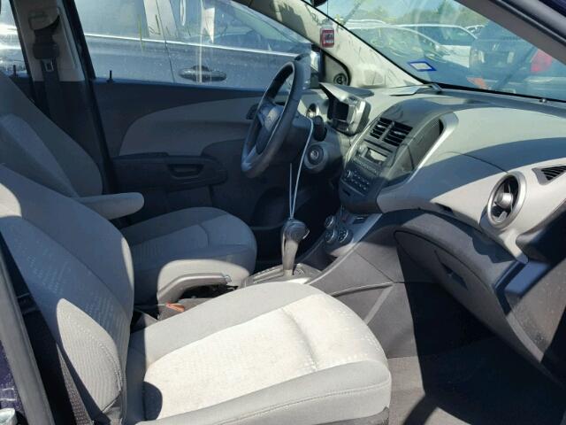 1G1JA5SH8F4111200 - 2015 CHEVROLET SONIC LS 蓝色 照片 5