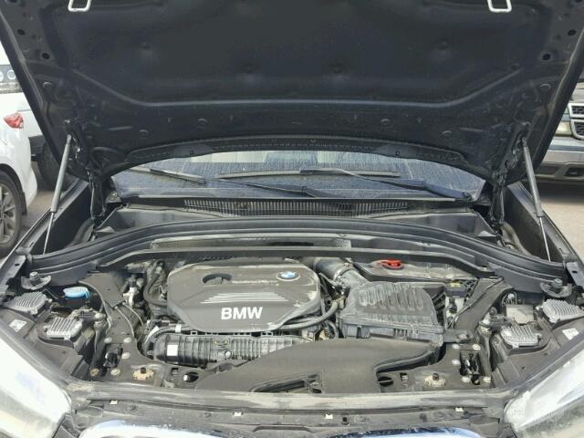 WBXHT3C33GP888703 - 2016 BMW X1 XDRIVE2 Braun Foto 7