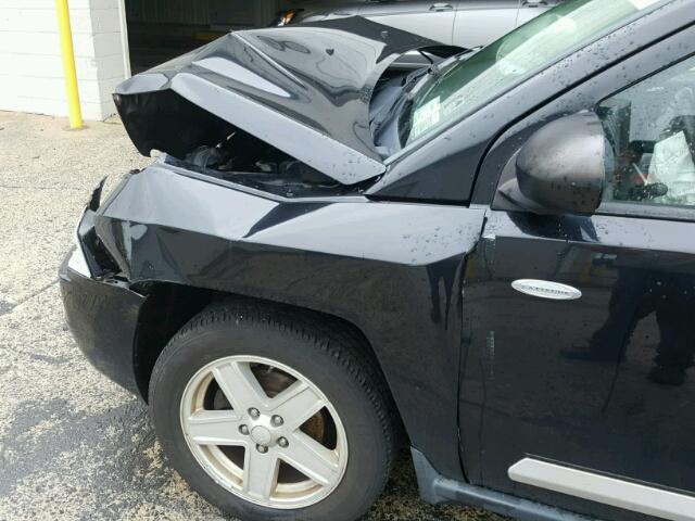 1J4NF1FB7AD653996 - 2010 JEEP COMPASS SP BLACK photo 9