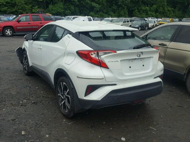 NMTKHMBX5JR058833 - 2018 TOYOTA C-HR XLE WHITE photo 3