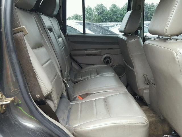 1J8HG48K56C221220 - 2006 JEEP COMMANDER CHARCOAL photo 6