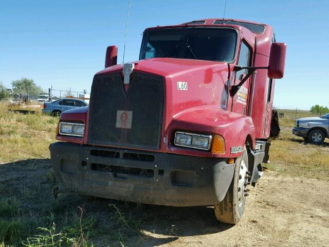 1XKAD29XXVJ735739 - 1997 KENWORTH CONSTRUCTI RED photo 2