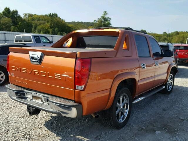 3GNEC12Z05G109373 - 2005 CHEVROLET AVALANCHE ORANGE photo 4