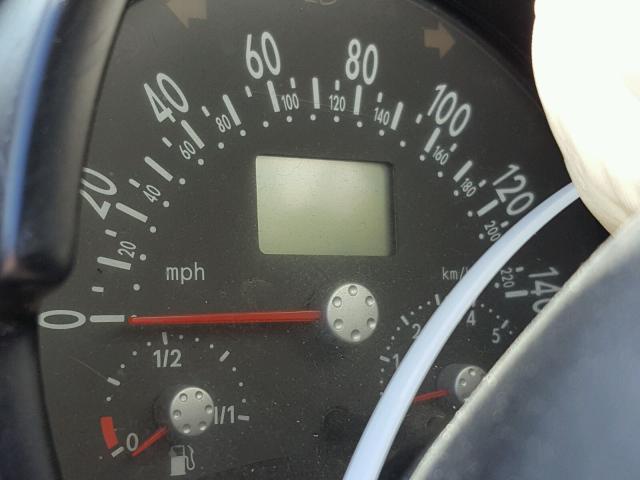 3VWCK21CX2M434547 - 2002 VOLKSWAGEN NEW BEETLE 银色 照片 8