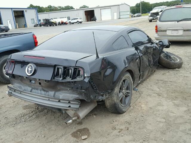 1ZVBP8AM4E5304797 - 2014 FORD MUSTANG BLACK photo 4