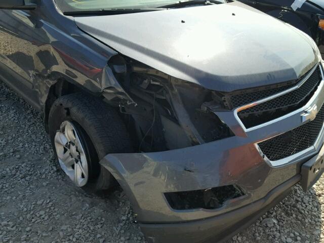 1GNKRFED6CJ328963 - 2012 CHEVROLET TRAVERSE GRAY photo 9