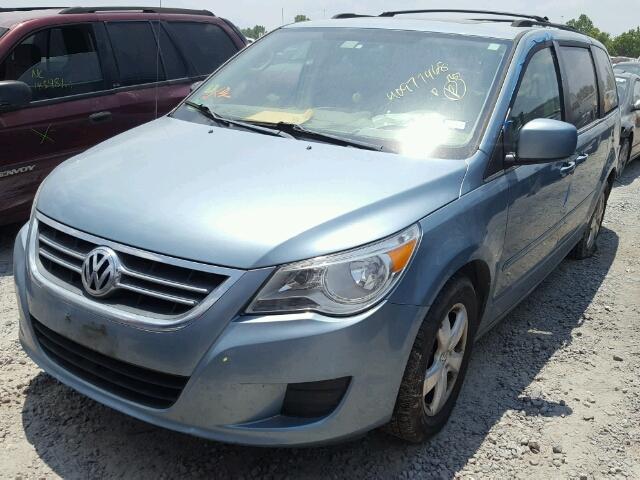 2V8HW34199R559950 - 2009 VOLKSWAGEN ROUTAN SE BLUE photo 2