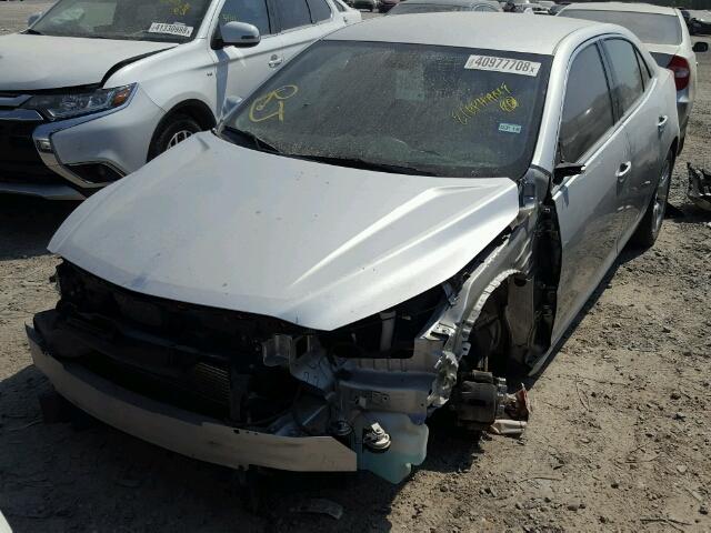 1G11D5RRXDF107124 - 2013 CHEVROLET MALIBU 1LT SILVER photo 2