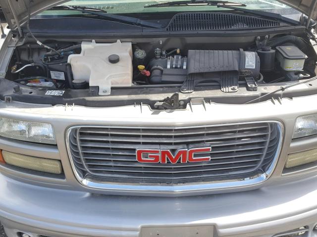 1GDFG15RX21202789 - 2002 GMC SAVANA RV SILVER photo 7