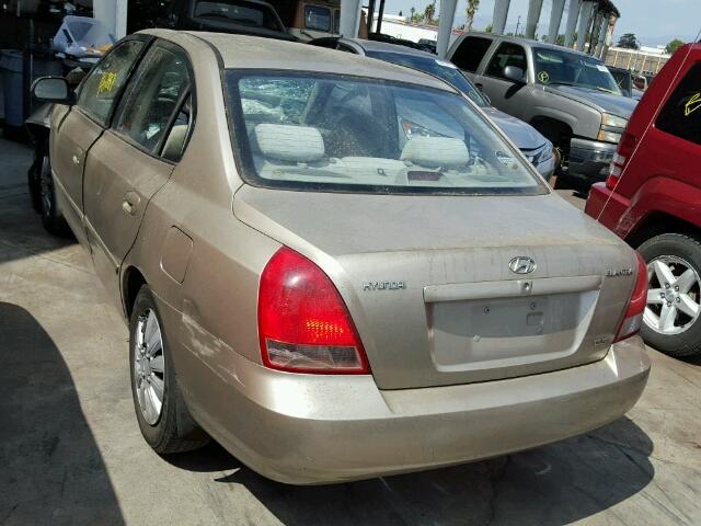 KMHDN45DX2U366853 - 2002 HYUNDAI ELANTRA GL GOLD photo 3