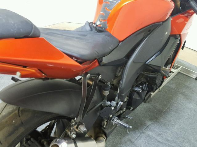 JKAZXCE159A024060 - 2009 KAWASAKI ZX1000 ORANGE photo 17