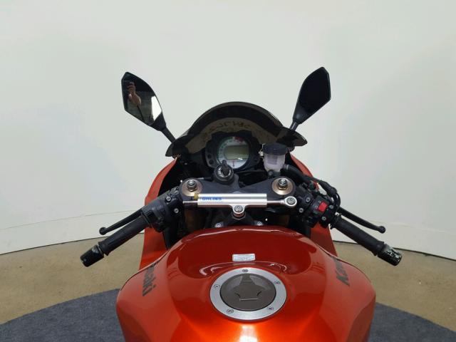 JKAZXCE159A024060 - 2009 KAWASAKI ZX1000 ORANGE photo 18