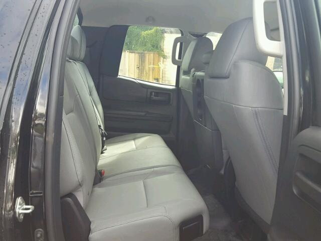 5TFRM5F11HX119137 - 2017 TOYOTA TUNDRA DOU BLACK photo 6