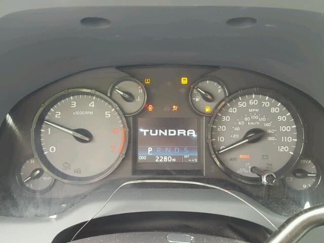 5TFRM5F11HX119137 - 2017 TOYOTA TUNDRA DOU BLACK photo 8