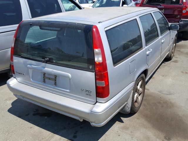 YV1LW5648W2409275 - 1998 VOLVO V70 GLT/AW SILVER photo 4