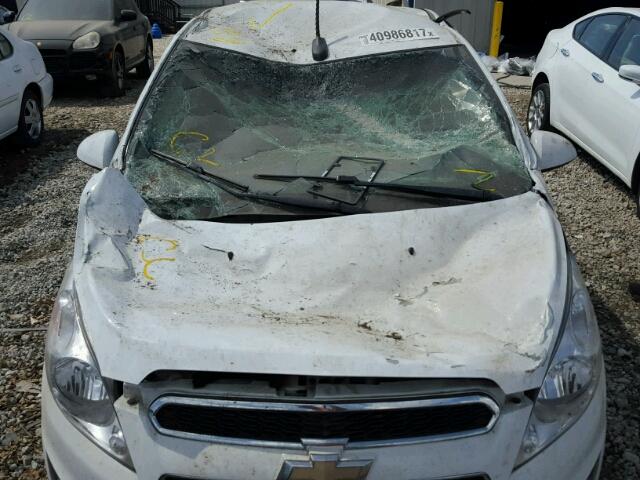 KL8CD6S9XEC517188 - 2014 CHEVROLET SPARK 1LT Белый фото 9
