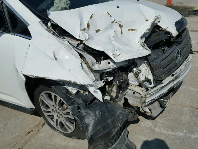 5FNRL5H63BB083321 - 2011 HONDA ODYSSEY EX WHITE photo 9