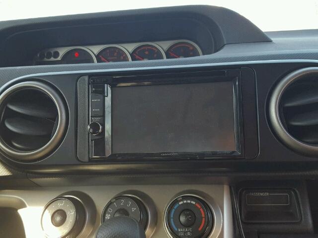 JTLKE50E381050727 - 2008 TOYOTA SCION XB ნაცრისფერი ფოტო 9