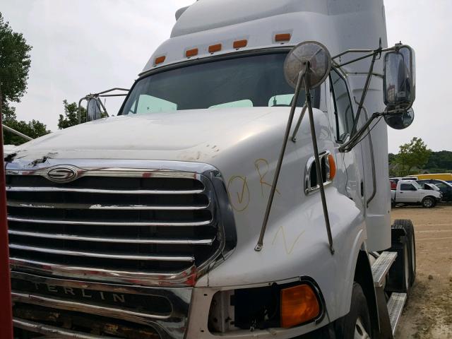 2FWJA3CK99AAF8513 - 2009 STERLING TRUCK A 9500 WHITE photo 2