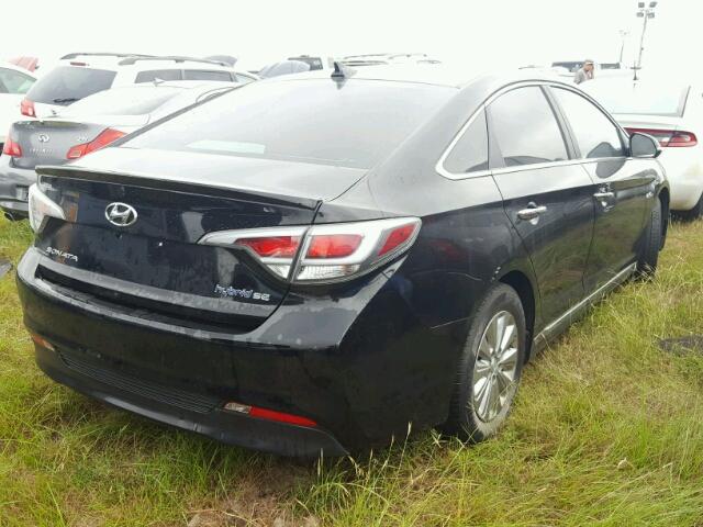 KMHE24L18GA011775 - 2016 HYUNDAI SONATA BLACK photo 4