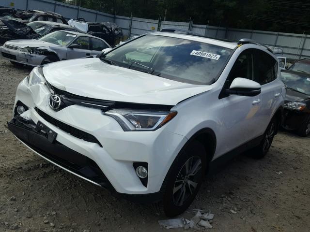 JTMRFREVXGJ095380 - 2016 TOYOTA RAV4 XLE WHITE photo 2