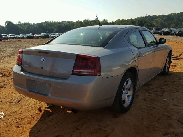 2B3KA33G48H232173 - 2008 DODGE CHARGER SX TAN photo 4