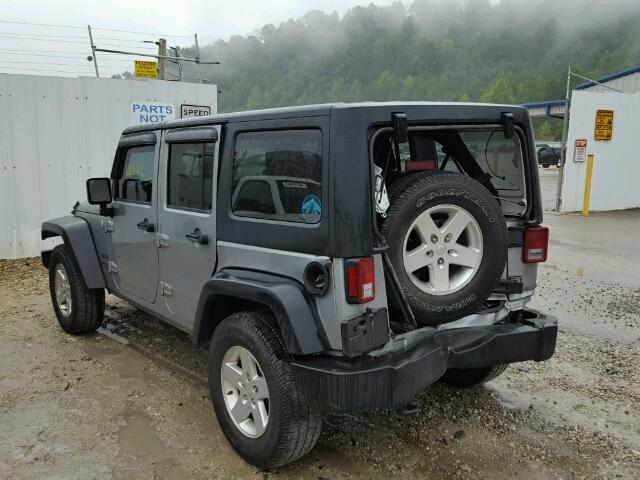 1C4BJWDG1DL626791 - 2013 JEEP WRANGLER U SILVER photo 3