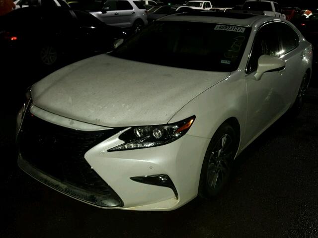 JTHBK1GG1H2247540 - 2017 LEXUS ES WHITE photo 2