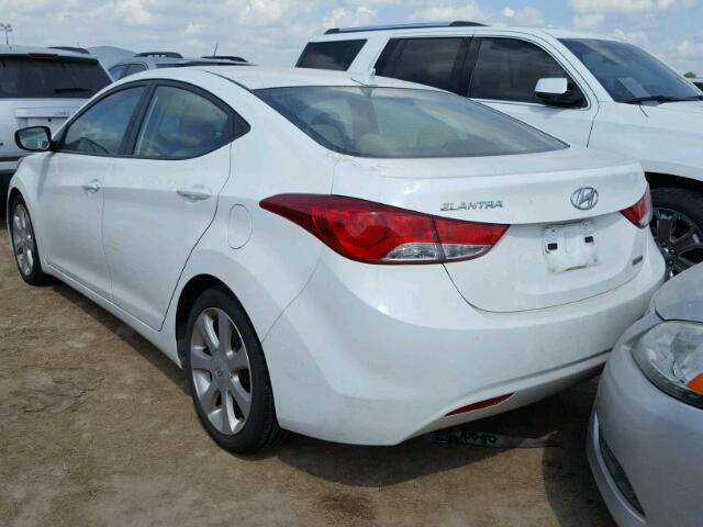 5NPDH4AE6DH340158 - 2013 HYUNDAI ELANTRA WHITE photo 3