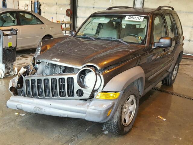 1J4GK48K36W172478 - 2006 JEEP LIBERTY GREEN photo 2