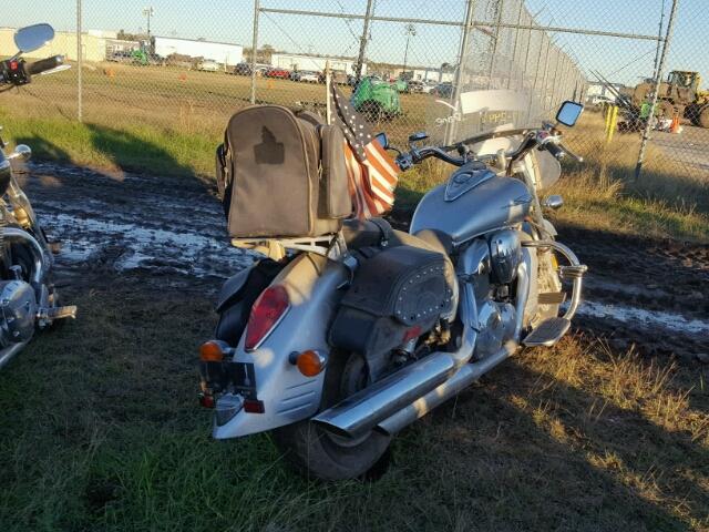 1HFSC52636A307606 - 2006 HONDA VTX1300 SILVER photo 4