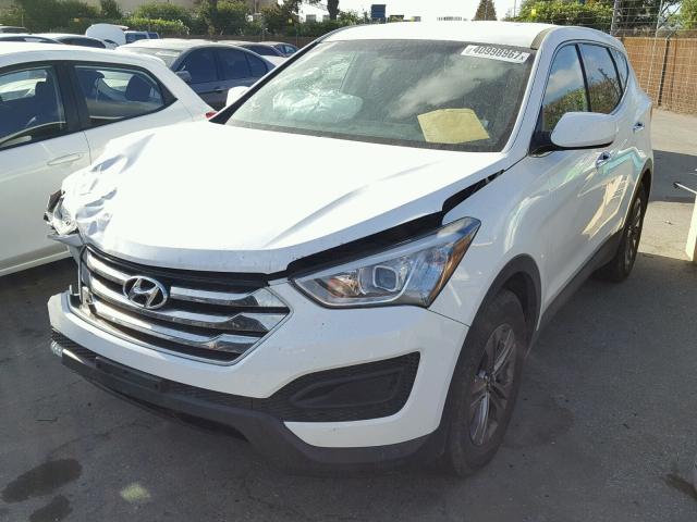 5XYZT3LB1GG380273 - 2016 HYUNDAI SANTA FE S WHITE photo 2