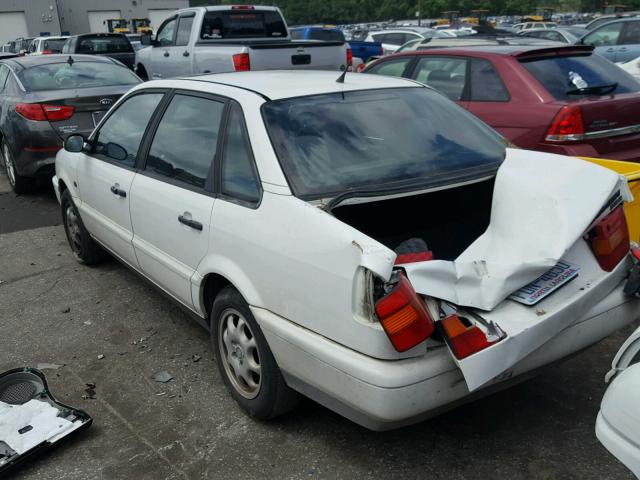 WVWEE83A8SE071124 - 1995 VOLKSWAGEN PASSAT GLX WHITE photo 3