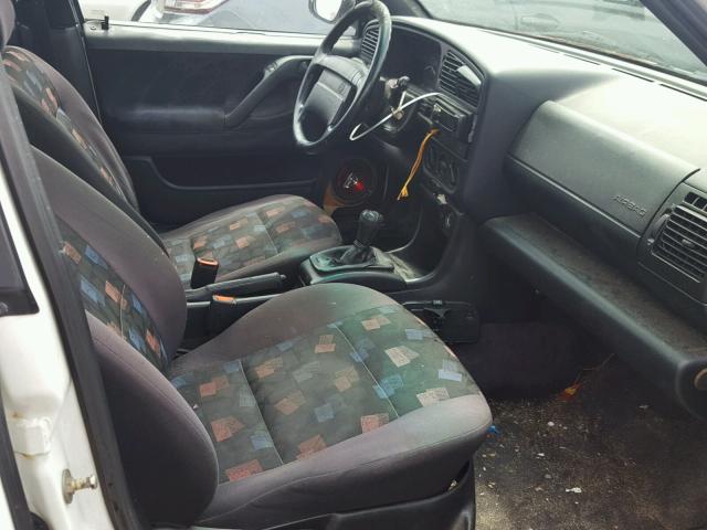 WVWEE83A8SE071124 - 1995 VOLKSWAGEN PASSAT GLX WHITE photo 5