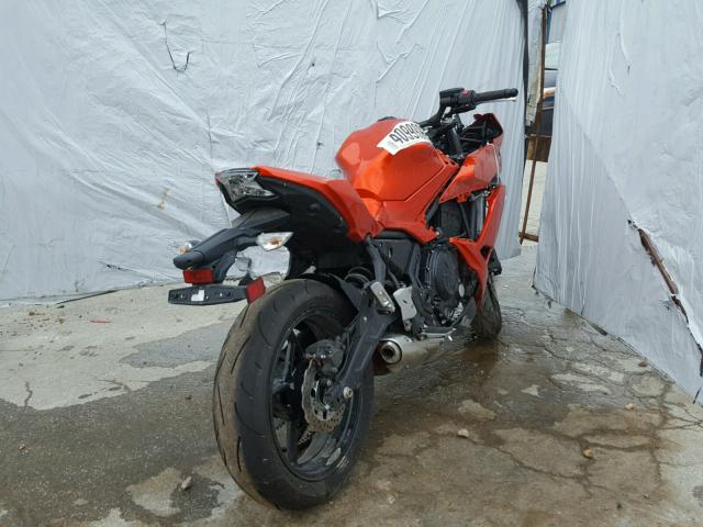 JKAEXEJ16HDA00110 - 2017 KAWASAKI EX650 J ORANGE photo 4