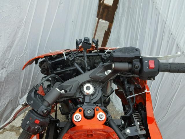 JKAEXEJ16HDA00110 - 2017 KAWASAKI EX650 J ნარინჯისფერი ფოტო 8