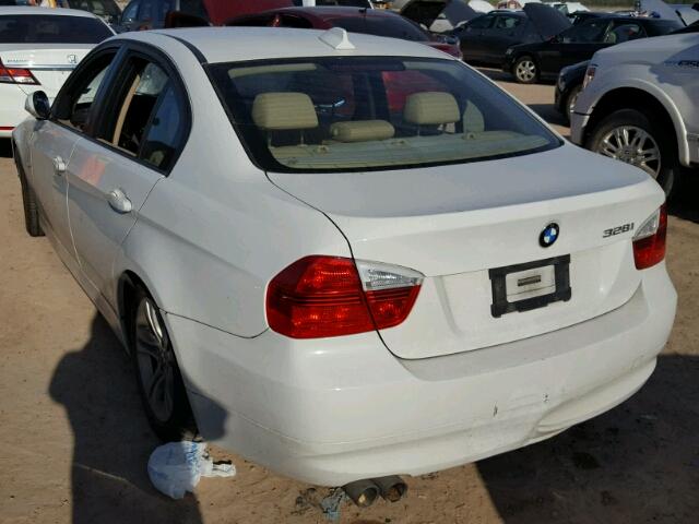 WBAVA37568NL52260 - 2008 BMW 328 I WHITE photo 3