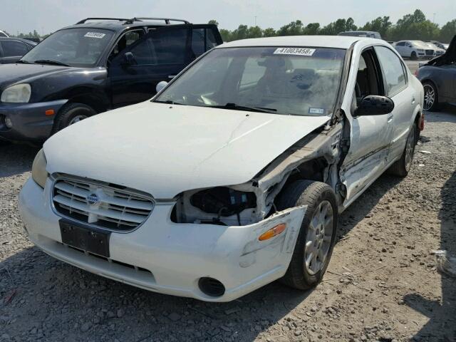 JN1CA31D11T605547 - 2001 NISSAN MAXIMA GXE WHITE photo 2